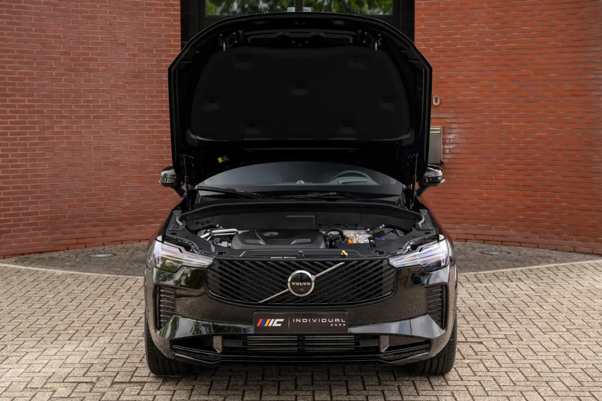 2.0 T8 Plug-in hybrid AWD Ultra Dark Alle Opties