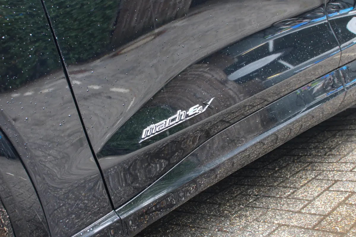 Extended AWD 98 kWh | 360° CAMERA | PANODAK | B&O | DODE HOEK | ADAPTIVE CRUISE | ELEKTR. STOEL | WINTERPACK | LANE ASSIST
