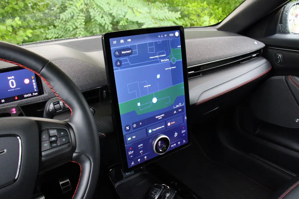 Extended AWD 98 kWh | 360° CAMERA | PANODAK | B&O | DODE HOEK | ADAPTIVE CRUISE | ELEKTR. STOEL | WINTERPACK | LANE ASSIST