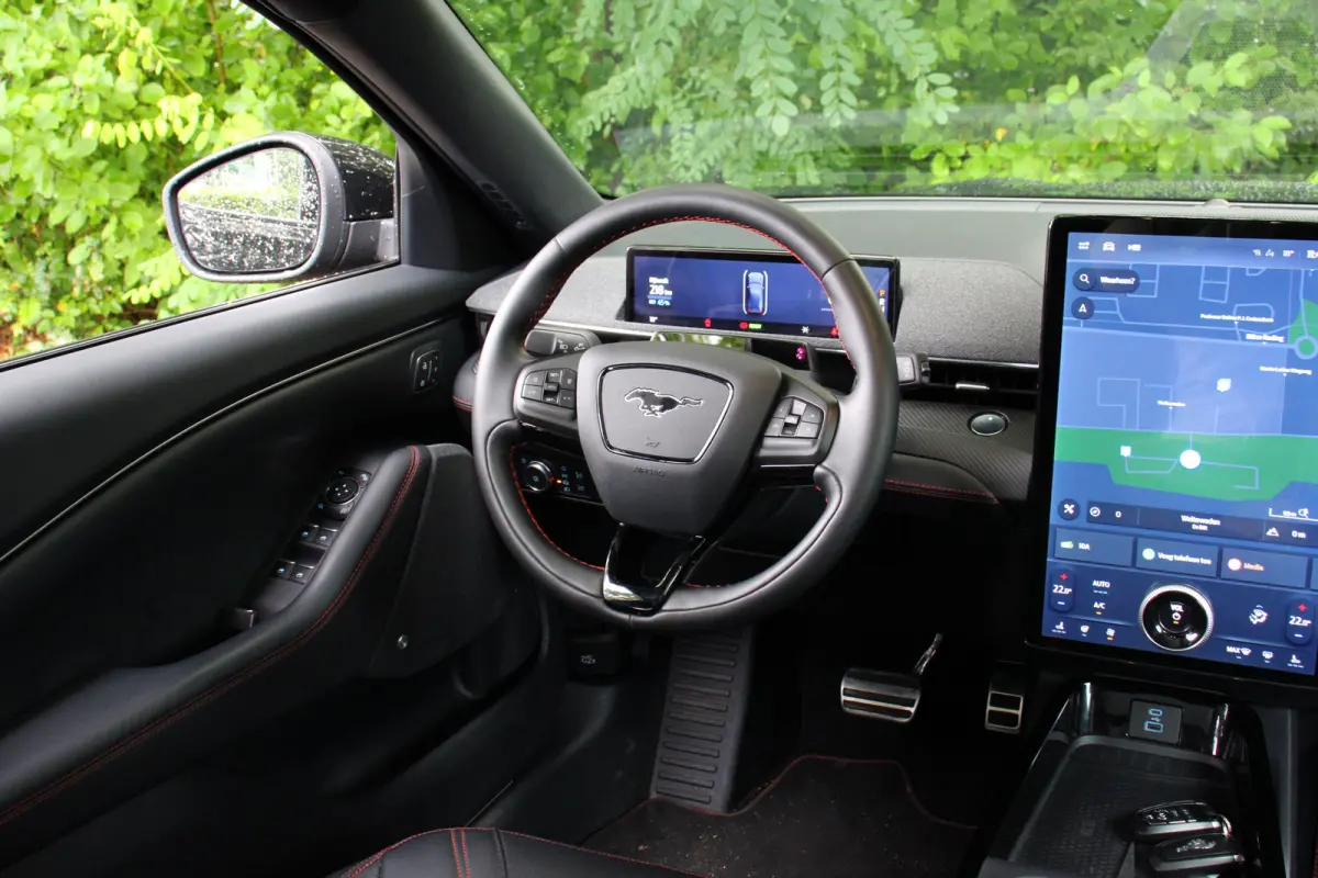 Extended AWD 98 kWh | 360° CAMERA | PANODAK | B&O | DODE HOEK | ADAPTIVE CRUISE | ELEKTR. STOEL | WINTERPACK | LANE ASSIST
