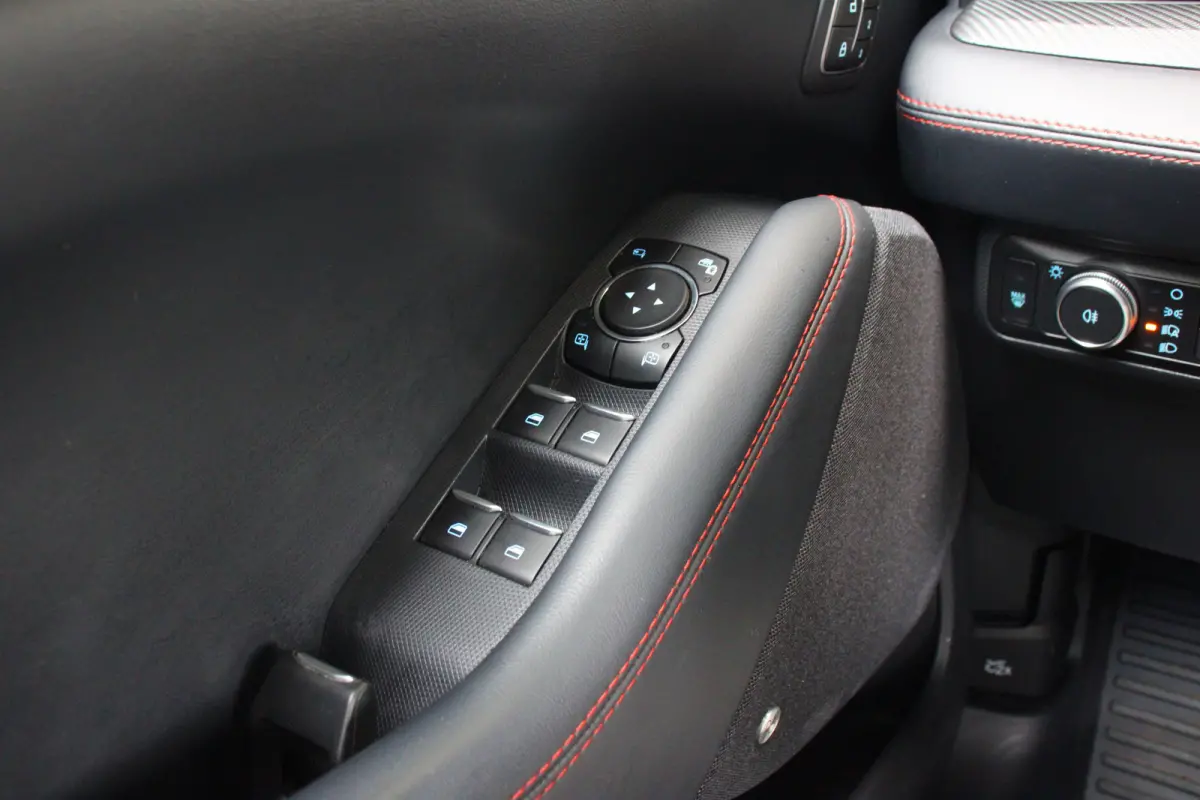 Extended AWD 98 kWh | 360° CAMERA | PANODAK | B&O | DODE HOEK | ADAPTIVE CRUISE | ELEKTR. STOEL | WINTERPACK | LANE ASSIST