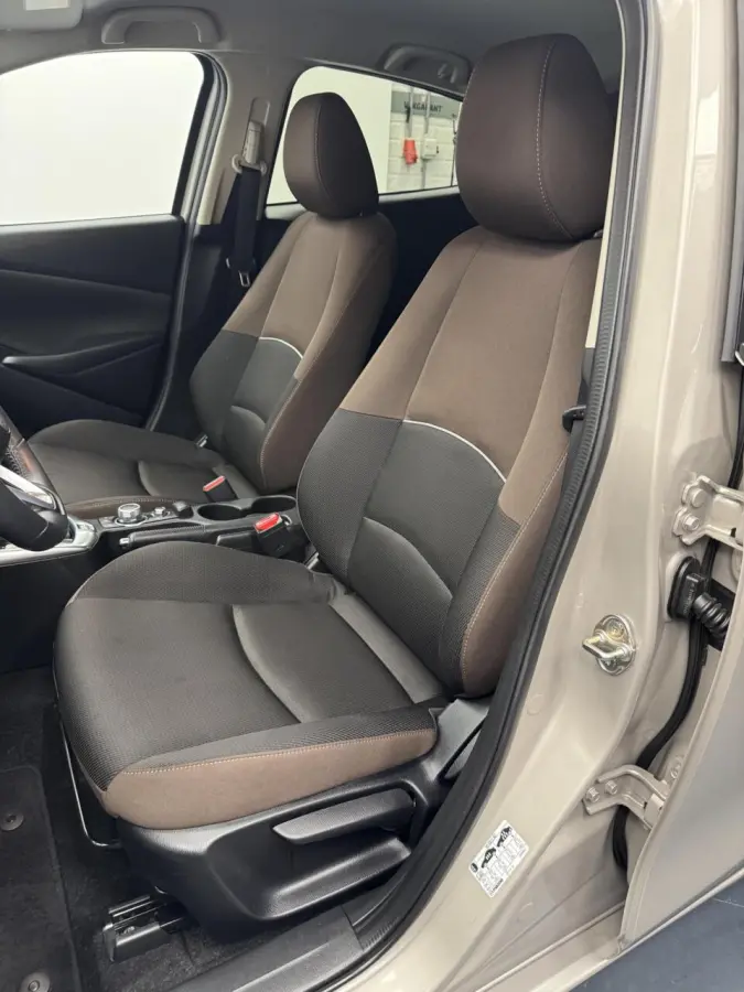 1.5i Skyactiv-G Automaat-Navigatie-Cr.contr-Clima-Carplay-Parkeersensoren-Stoelverwarming-LED-Lm15''velgen