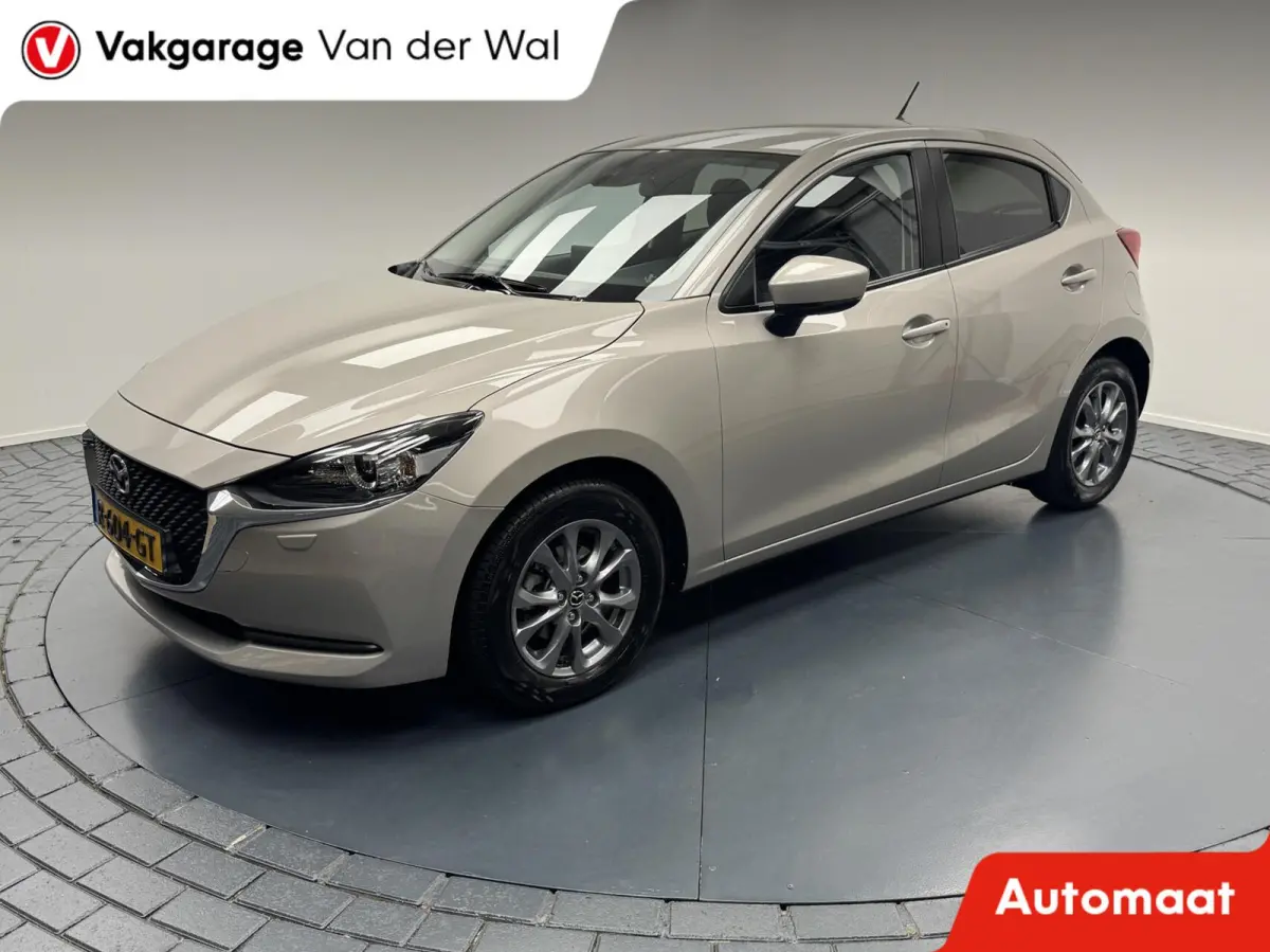 1.5i Skyactiv-G Automaat-Navigatie-Cr.contr-Clima-Carplay-Parkeersensoren-Stoelverwarming-LED-Lm15''velgen