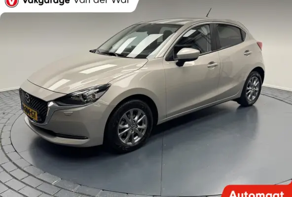 1.5i Skyactiv-G Automaat-Navigatie-Cr.contr-Clima-Carplay-Parkeersensoren-Stoelverwarming-LED-Lm15''velgen