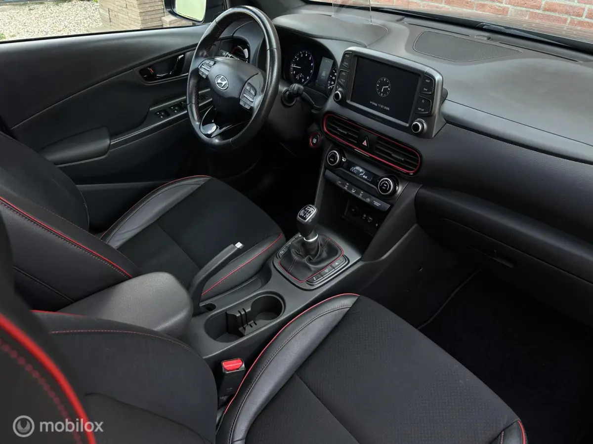 1.0 T-GDI Premium 2WD | Stoelverw. | Stuurverw. | Krell Audio | Schuif / kanteldak | HUD | Apple CarPlay | Afneembare trekhaak