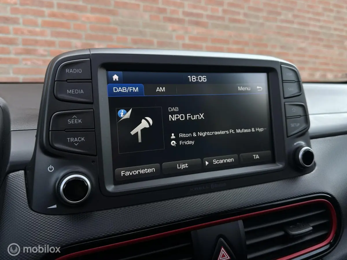 1.0 T-GDI Premium 2WD | Stoelverw. | Stuurverw. | Krell Audio | Schuif / kanteldak | HUD | Apple CarPlay | Afneembare trekhaak