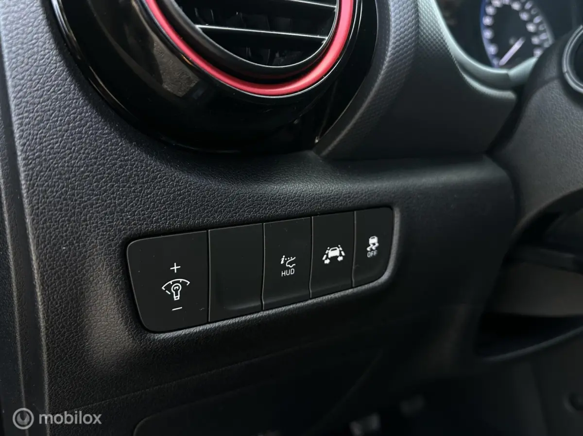 1.0 T-GDI Premium 2WD | Stoelverw. | Stuurverw. | Krell Audio | Schuif / kanteldak | HUD | Apple CarPlay | Afneembare trekhaak