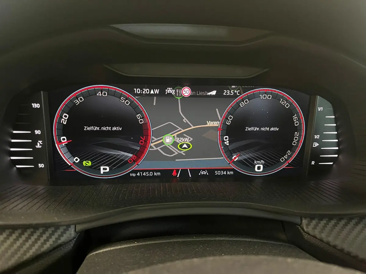 1.0 TSI Monte Carlo Panoramadak Wegklapbare trekhaak Navigatie Apple Carplay Android Auto Camera Parkeerhulp Adaptive Cruise Control Stoel- en stuurverwarming Virtual Cockpit Full Led Climat