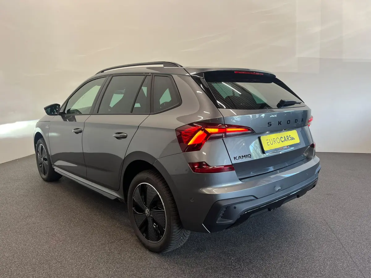 1.0 TSI Monte Carlo Panoramadak Wegklapbare trekhaak Navigatie Apple Carplay Android Auto Camera Parkeerhulp Adaptive Cruise Control Stoel- en stuurverwarming Virtual Cockpit Full Led Climat