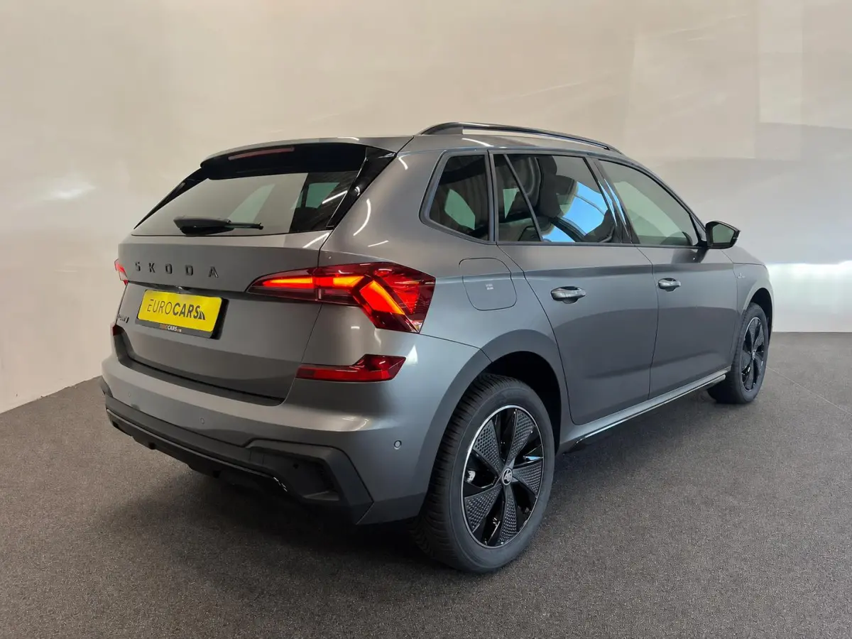 1.0 TSI Monte Carlo Panoramadak Wegklapbare trekhaak Navigatie Apple Carplay Android Auto Camera Parkeerhulp Adaptive Cruise Control Stoel- en stuurverwarming Virtual Cockpit Full Led Climat