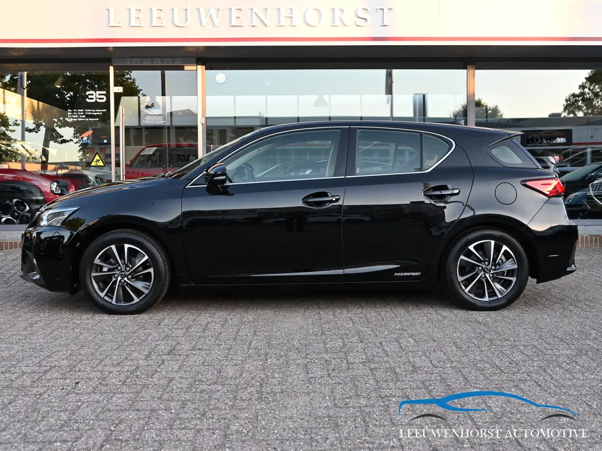 200h Business Launch Edition, alcantara, camera, cruise, clima, key less, NL-auto