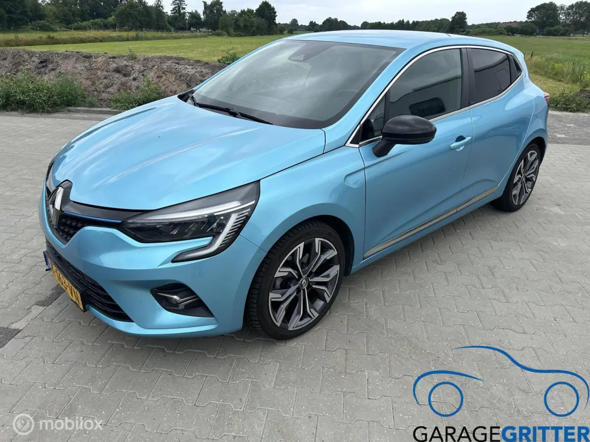 1.6 E-Tech Hybrid 140 Intens