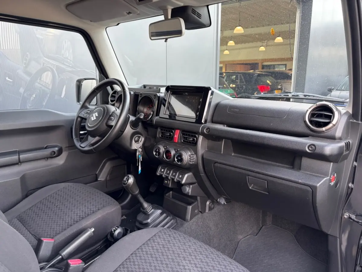 1.5 AllGrip Comfort+ 4-zits LED Navi Cruise ECC Stoelverwarming Trekhaak