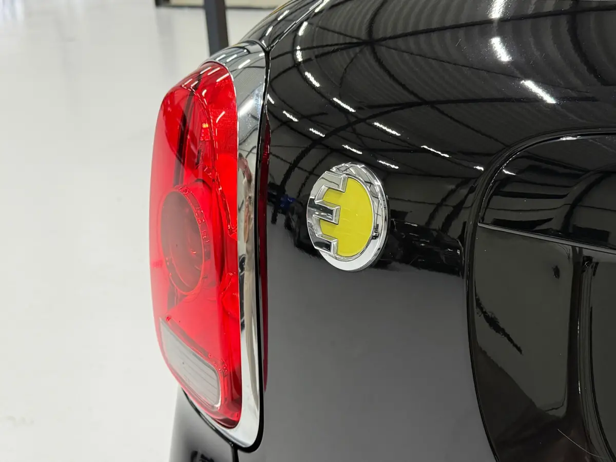 Cooper ALL4 AUT SOH 94,8 | 224pk | PHEV | Midnight Black Metallic | Navi | Park Assist