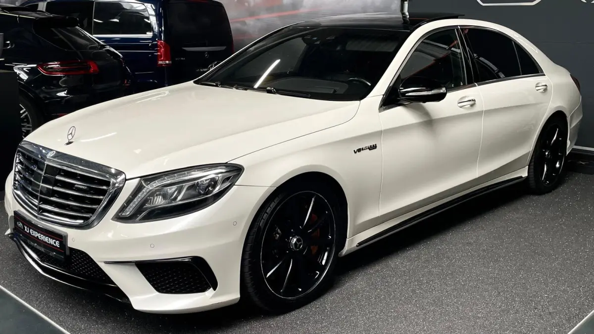AMG 63 4Matic Lang 585 PK PANO Keram Burm H-End Carbon Night Vis