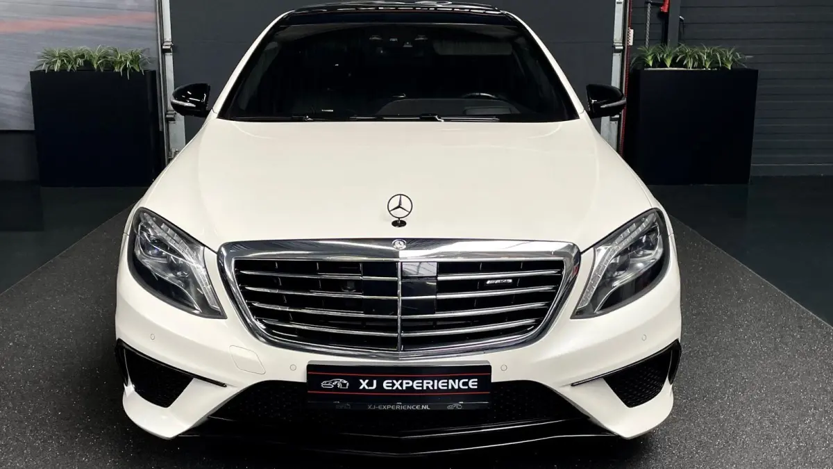 AMG 63 4Matic Lang 585 PK PANO Keram Burm H-End Carbon Night Vis