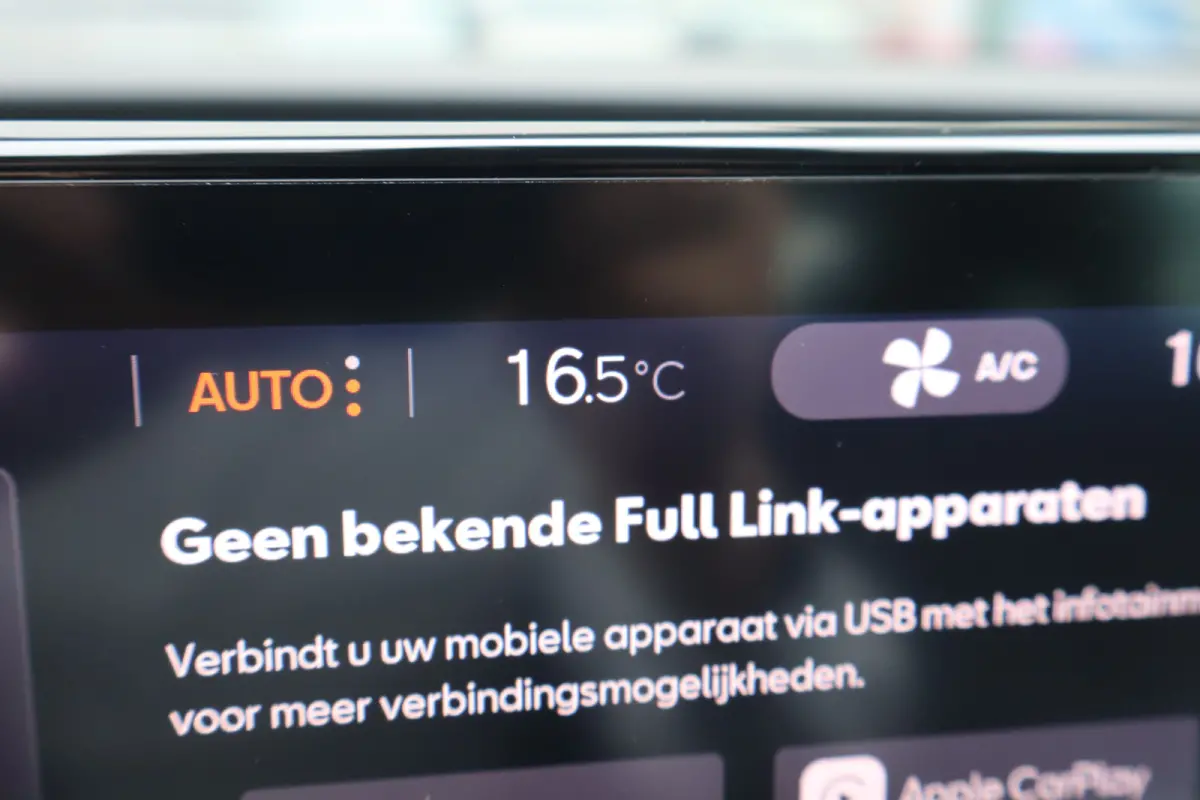 1.5 TSI Style Business Intense 130PK | Achteruitrijcamera | Airco (automatisch) | Apple Carplay/Android Auto|telefoonintegratie premium