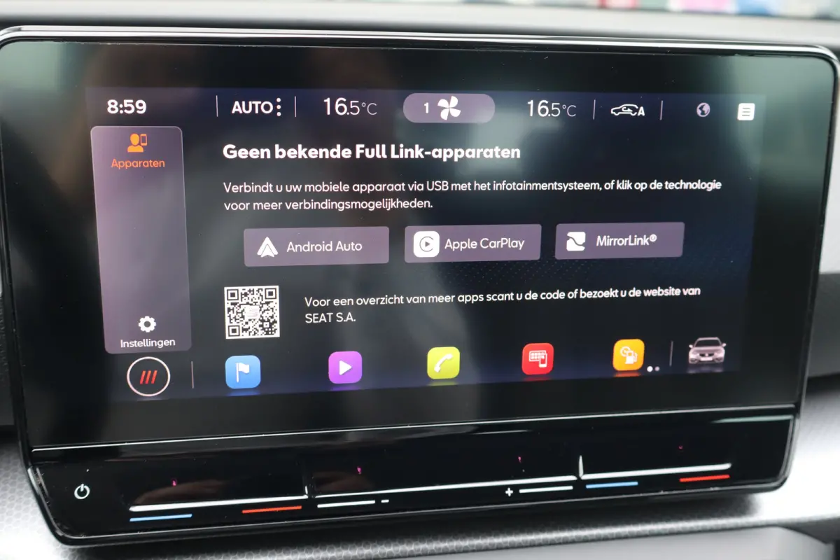 1.5 TSI Style Business Intense 130PK | Achteruitrijcamera | Airco (automatisch) | Apple Carplay/Android Auto|telefoonintegratie premium