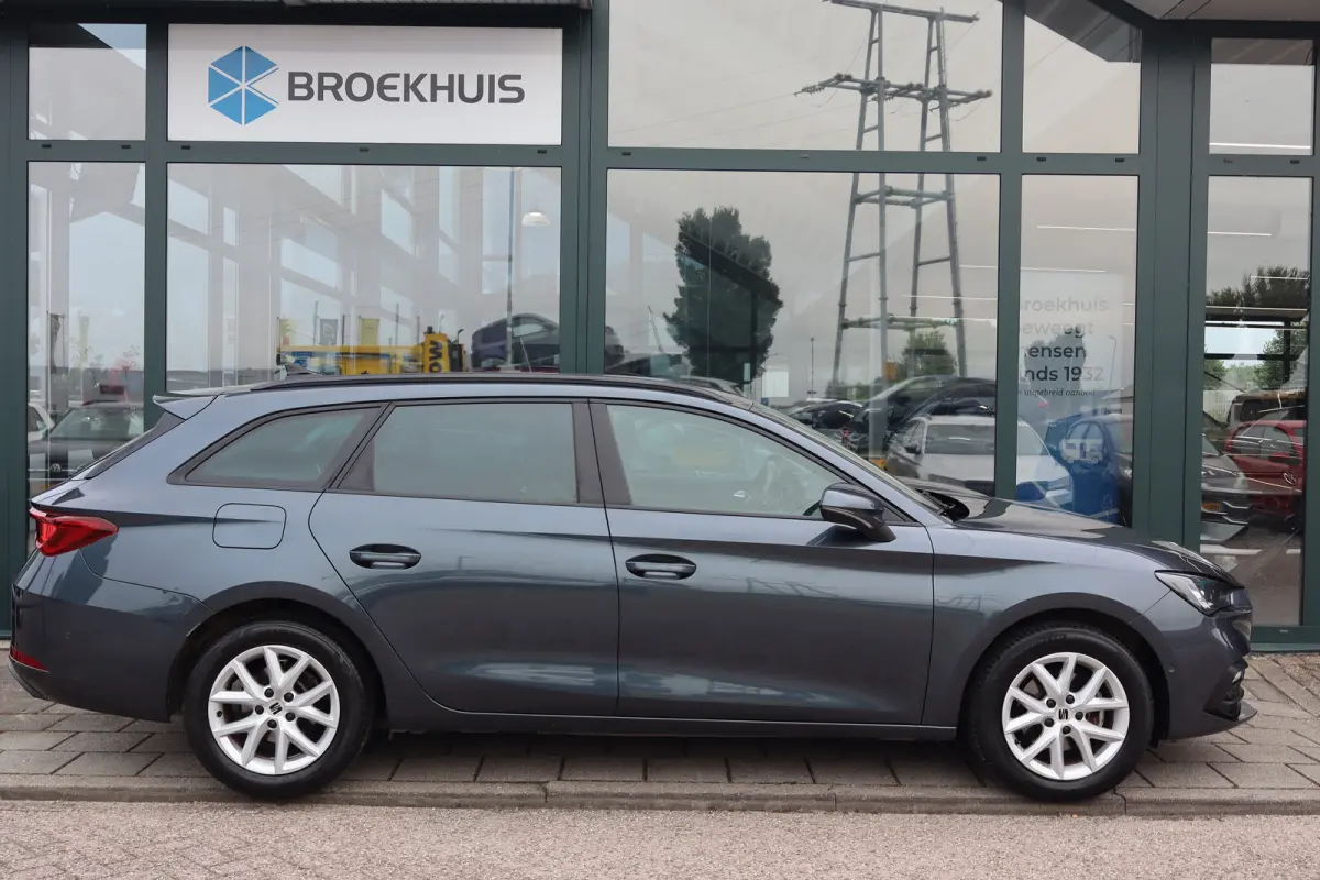 1.5 TSI Style Business Intense 130PK | Achteruitrijcamera | Airco (automatisch) | Apple Carplay/Android Auto|telefoonintegratie premium