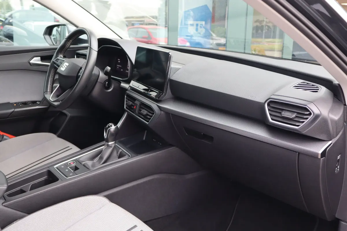 1.5 TSI Style Business Intense 130PK | Achteruitrijcamera | Airco (automatisch) | Apple Carplay/Android Auto|telefoonintegratie premium