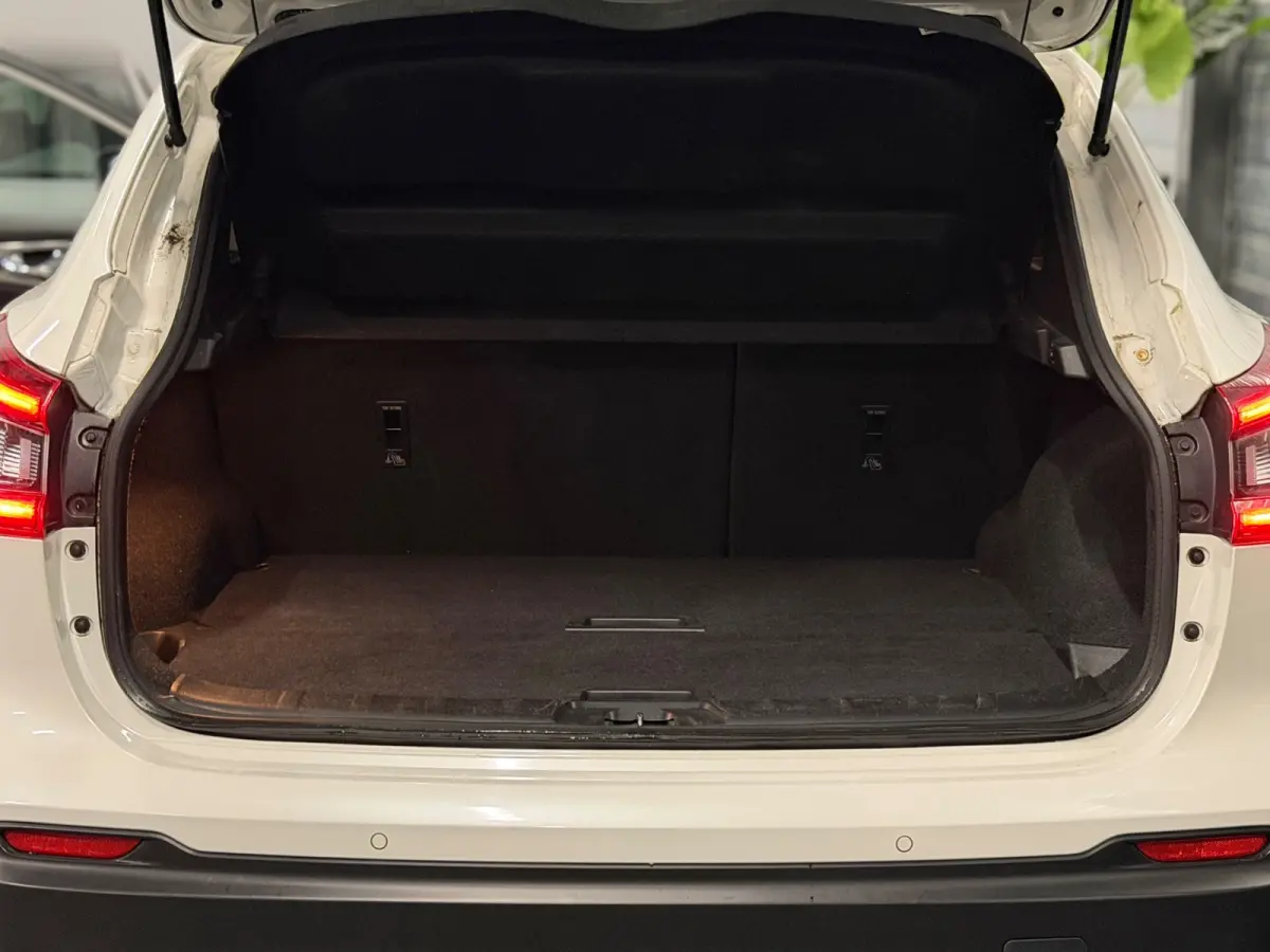 1.2 N-Connecta 2E-EIG/NAVI/PANO/LED/CLIMATE/360C/VDOH/KEYLESS/TREKHAAK/PARELMOER-WIT/12-MAANDEN-GARANTIE