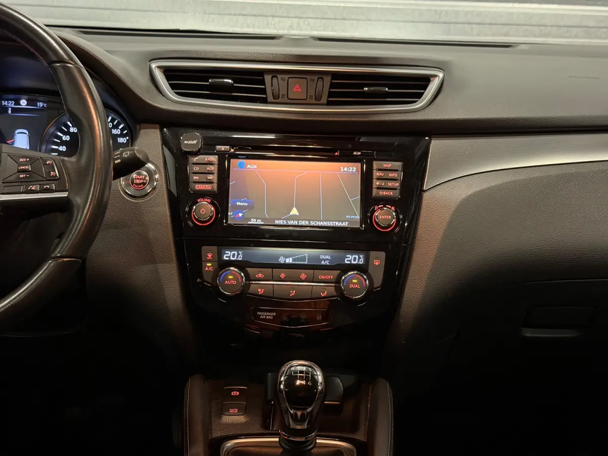 1.2 N-Connecta 2E-EIG/NAVI/PANO/LED/CLIMATE/360C/VDOH/KEYLESS/TREKHAAK/PARELMOER-WIT/12-MAANDEN-GARANTIE