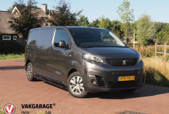 Standard Premium 75 kWh | Side bars | Apple Carplay | Zware Accupakket | Camera |
