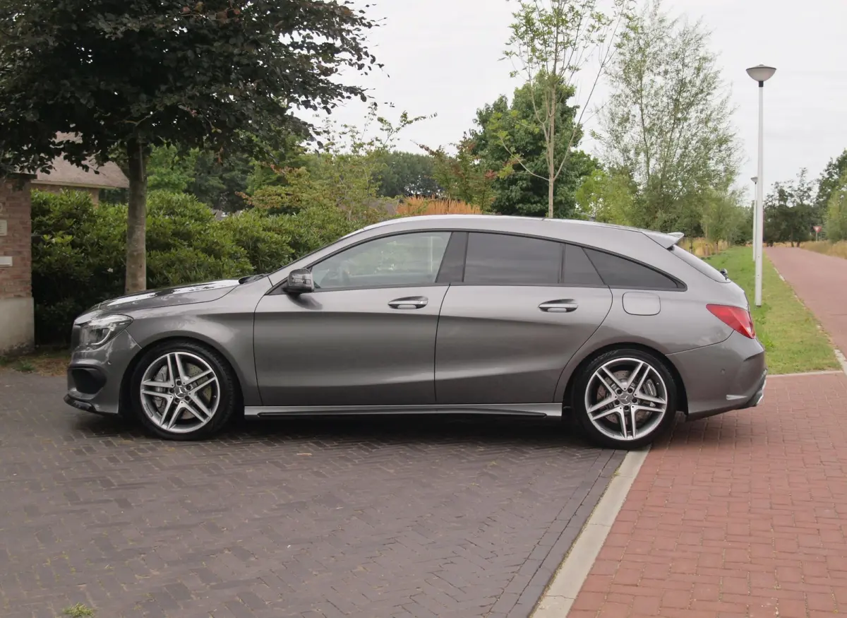 AMG 45 4MATIC | 380 PK | Harman Kardon | Elektrisch bedienbare achterklep | Xenon |