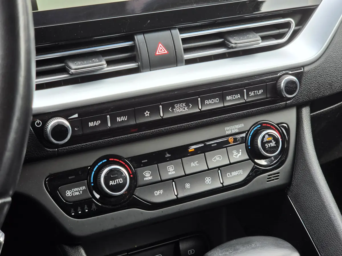 1.6 GDi Hybrid DynamicLine | Parkeersensor V+A | Cruise control adaptief | Apple Carplay/Android Auto