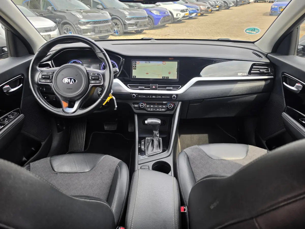 1.6 GDi Hybrid DynamicLine | Parkeersensor V+A | Cruise control adaptief | Apple Carplay/Android Auto