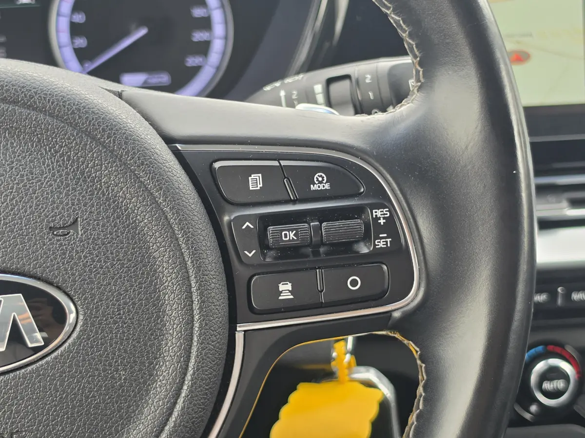1.6 GDi Hybrid DynamicLine | Parkeersensor V+A | Cruise control adaptief | Apple Carplay/Android Auto