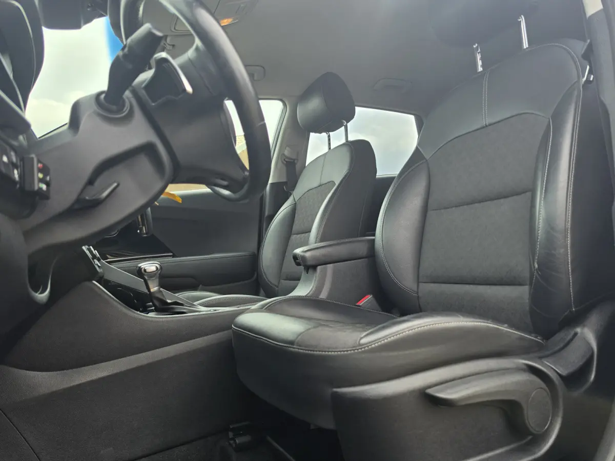 1.6 GDi Hybrid DynamicLine | Parkeersensor V+A | Cruise control adaptief | Apple Carplay/Android Auto