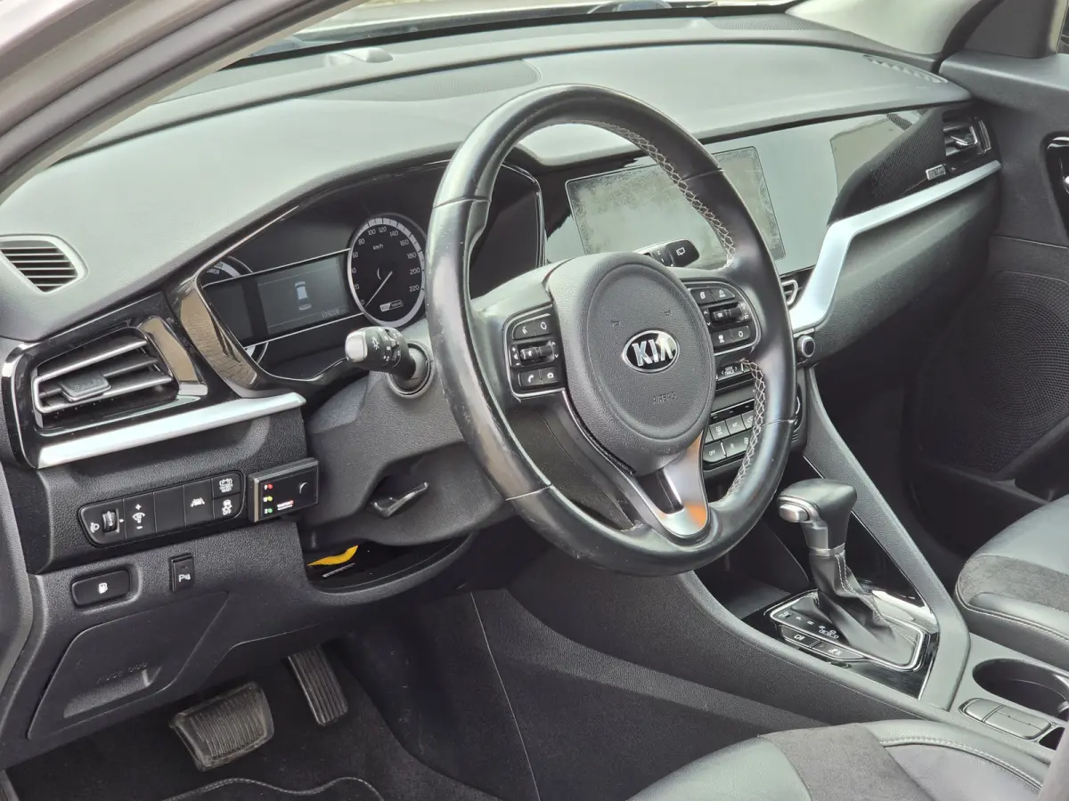 1.6 GDi Hybrid DynamicLine | Parkeersensor V+A | Cruise control adaptief | Apple Carplay/Android Auto