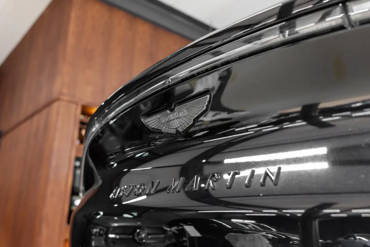 4.0 V8 707 NL Auto | Keramisch | Carbon l Dealer Onderhouden | 2 Jaar Dealer garantie mogelijk