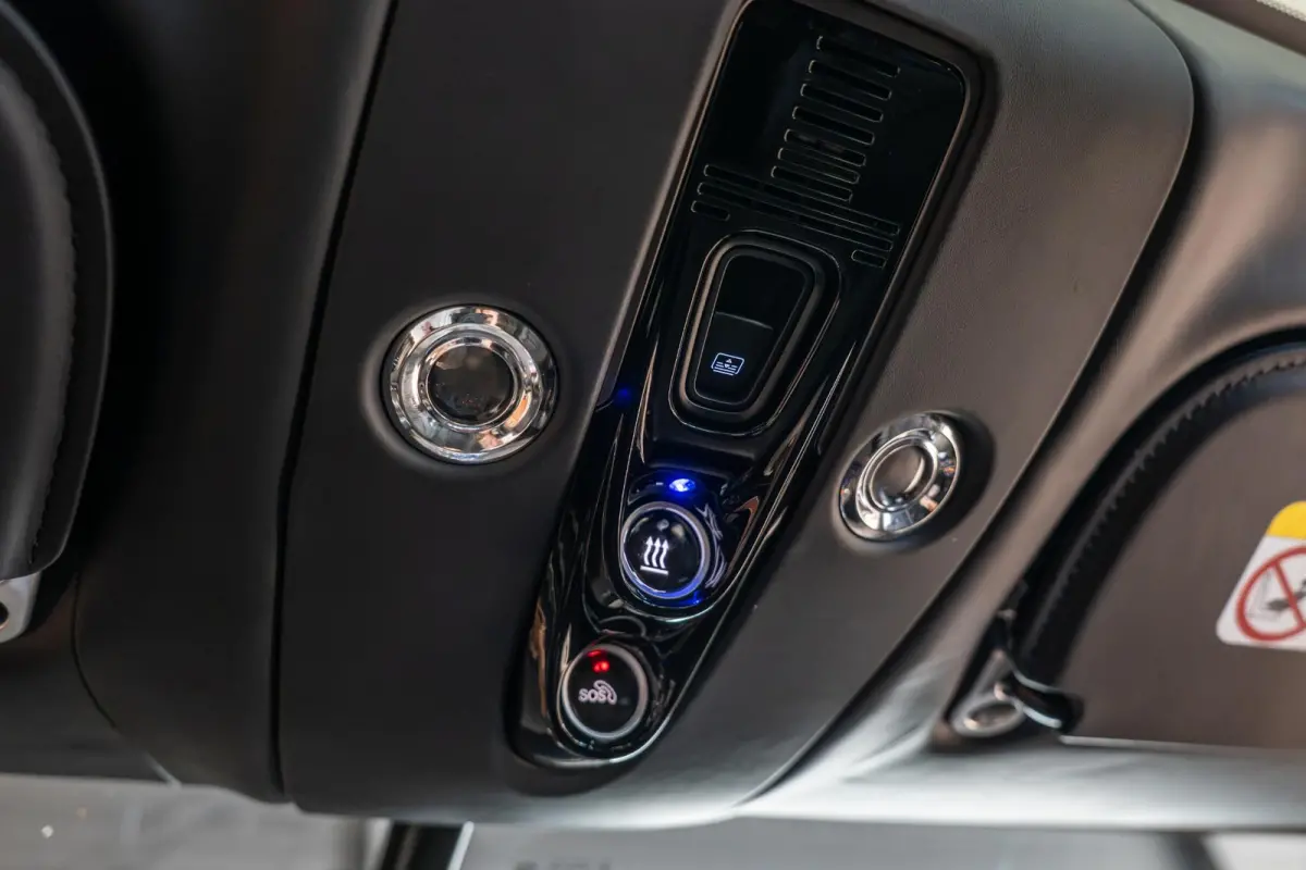 4.0 V8 707 NL Auto | Keramisch | Carbon l Dealer Onderhouden | 2 Jaar Dealer garantie mogelijk