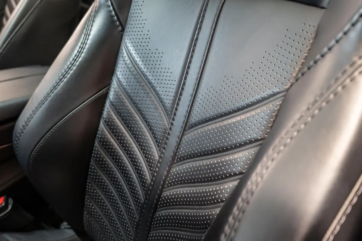 4.0 V8 707 NL Auto | Keramisch | Carbon l Dealer Onderhouden | 2 Jaar Dealer garantie mogelijk