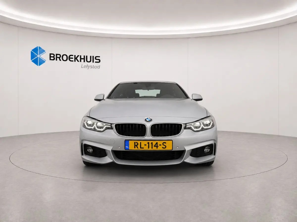 420i 183PK HIGH EXECUTIVE M-SPORT AUTOMAAT / NAVI / LEDER / FULL-LED / CLIMA / 19" LMV / KEYLESS / ORG. NL. / MEMORY SEATS / NEKVERWARMING / WINTERPAKKET / UNIEK !!