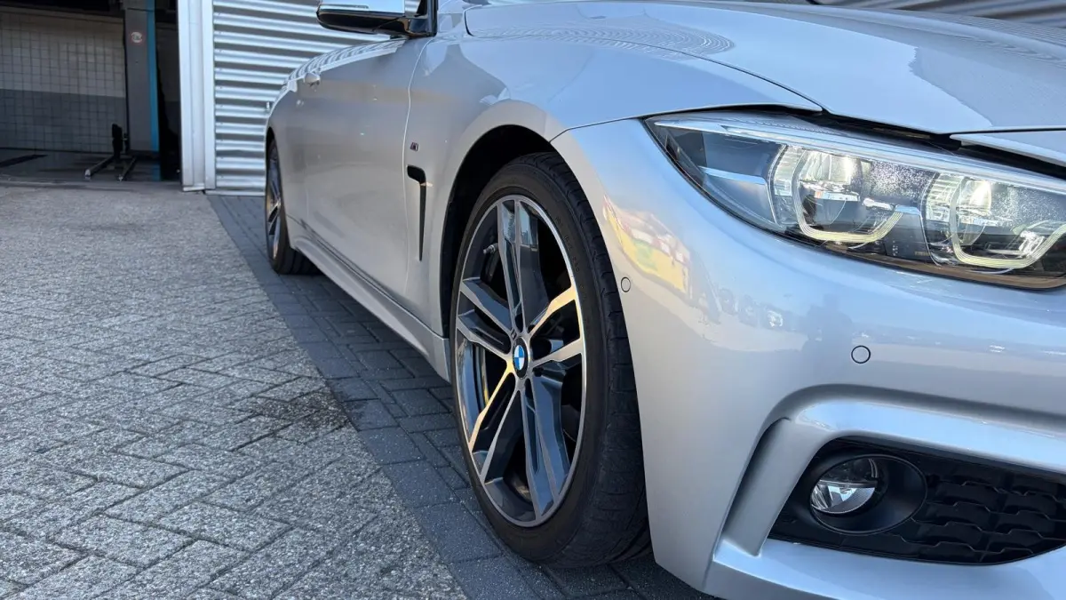 420i 183PK HIGH EXECUTIVE M-SPORT AUTOMAAT / NAVI / LEDER / FULL-LED / CLIMA / 19" LMV / KEYLESS / ORG. NL. / MEMORY SEATS / NEKVERWARMING / WINTERPAKKET / UNIEK !!