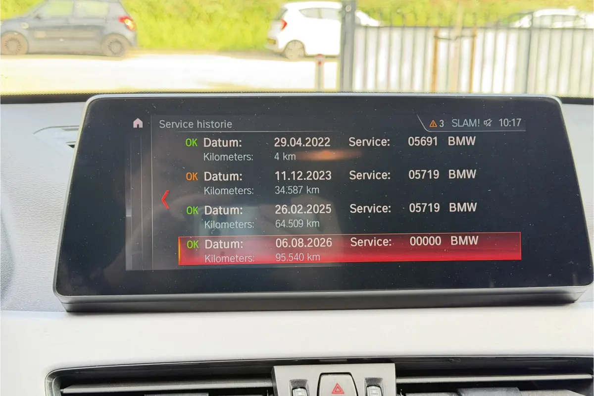 xDrive25e | Camera | Head-Up | Groot NAVI | Stoelverwarming | Elektrische Klep | 35X op voorraad