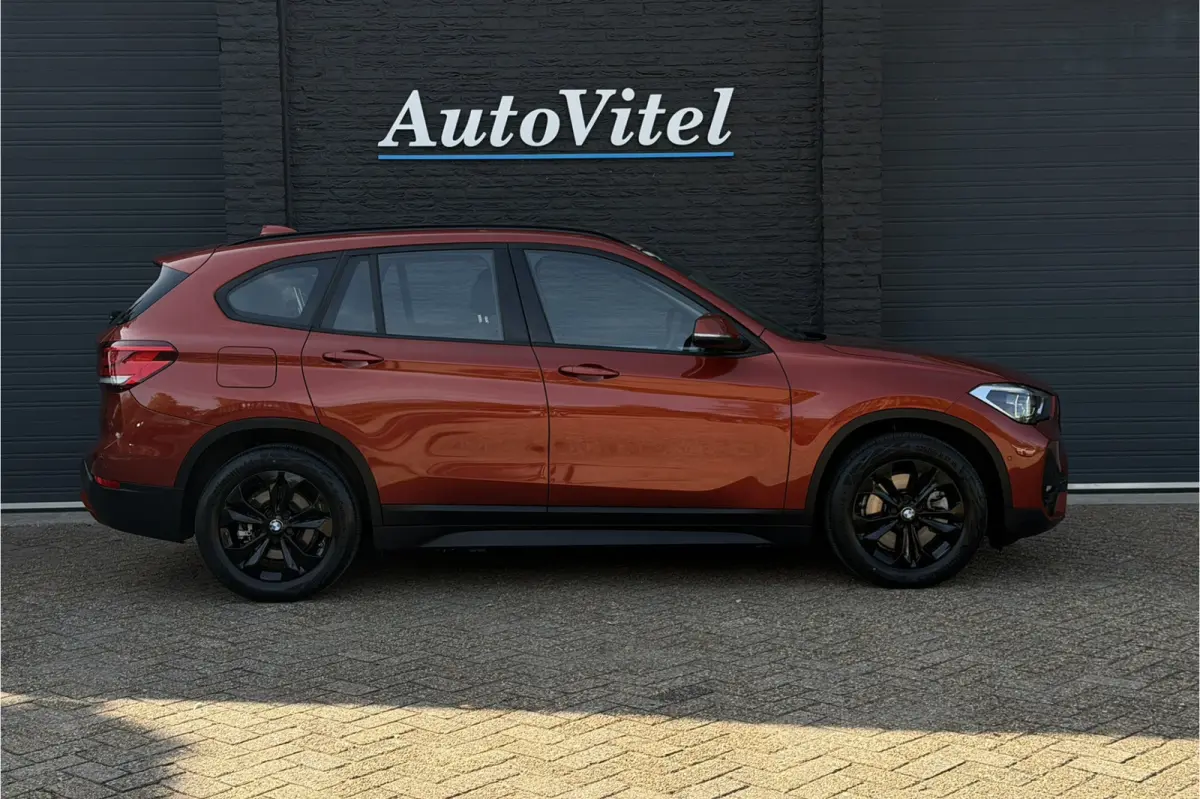 xDrive25e | Elektrische Klep | PDC V + A | LED | Apple Carplay | DAB | 35x op voorraad !