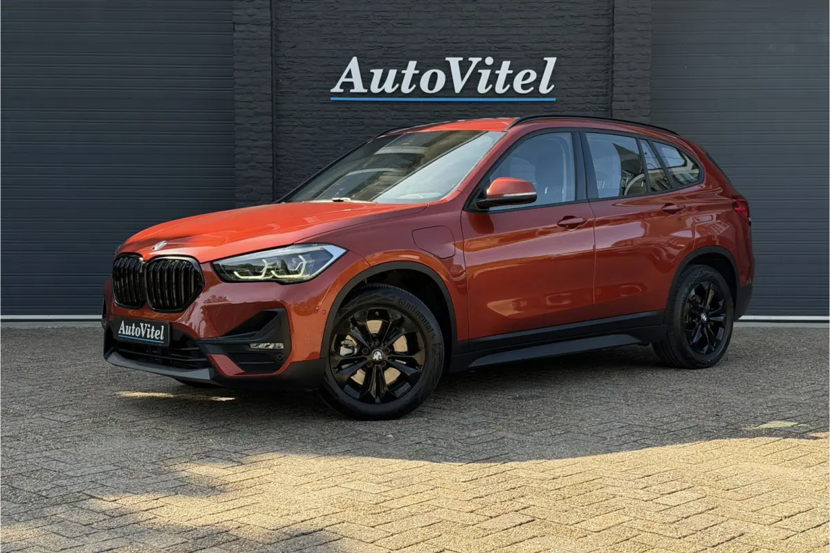 xDrive25e | Elektrische Klep | PDC V + A | LED | Apple Carplay | DAB | 35x op voorraad !