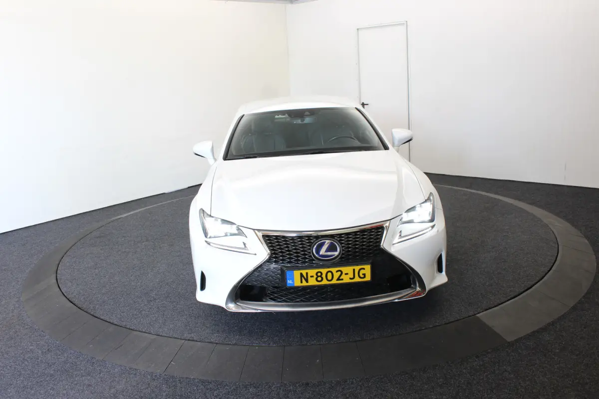 300h F SPORT 10 jaar Lexus garantie | Dodehoek | Keyless | Stoel vent.
