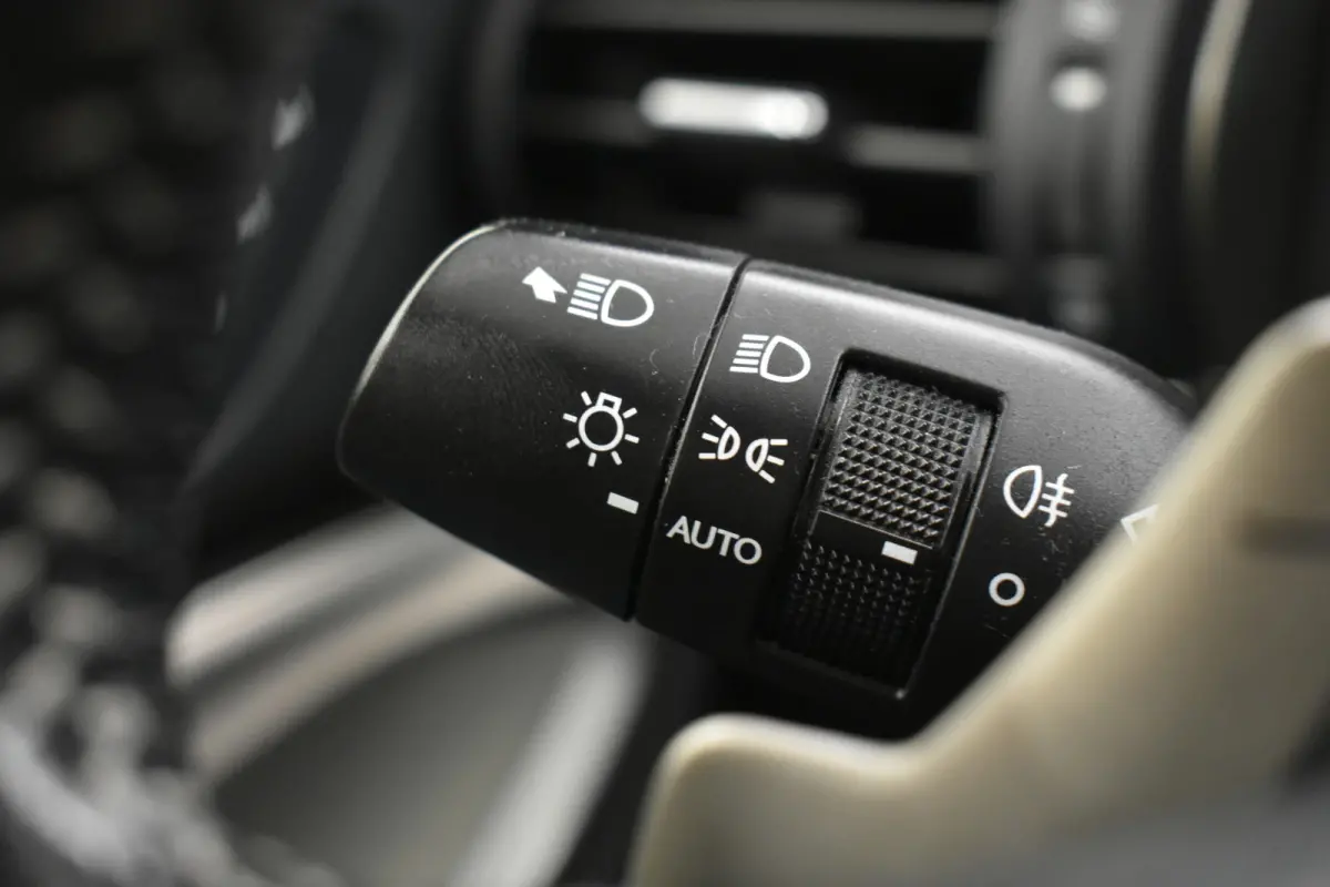 300h F SPORT 10 jaar Lexus garantie | Dodehoek | Keyless | Stoel vent.