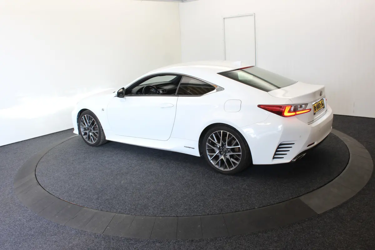 300h F SPORT 10 jaar Lexus garantie | Dodehoek | Keyless | Stoel vent.