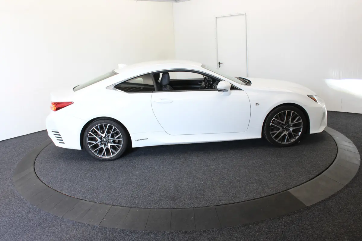 300h F SPORT 10 jaar Lexus garantie | Dodehoek | Keyless | Stoel vent.