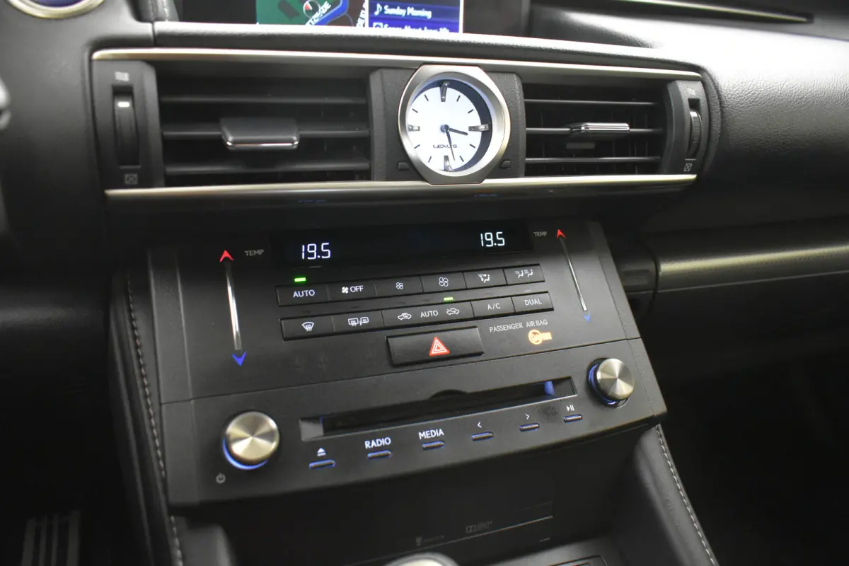 300h F SPORT 10 jaar Lexus garantie | Dodehoek | Keyless | Stoel vent.