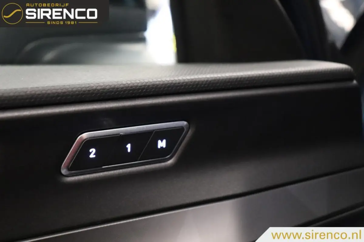 1.5| 360 camera met 3d view | panodak | stoelverwarming |Android auto & Apple carplay |dab | adaptive cruise control | sfeerverlichting |