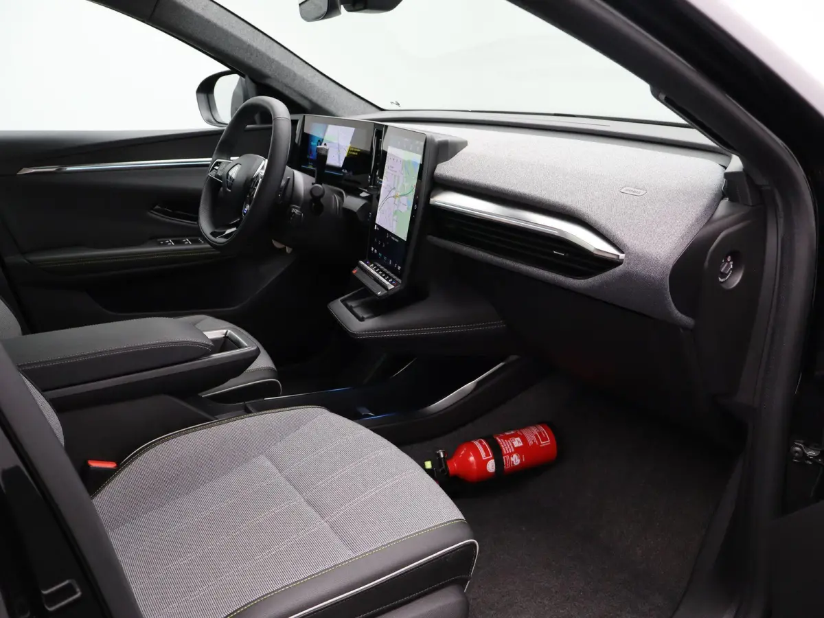 techno 220 pk long range | SoH 98& | advanced driving assist |