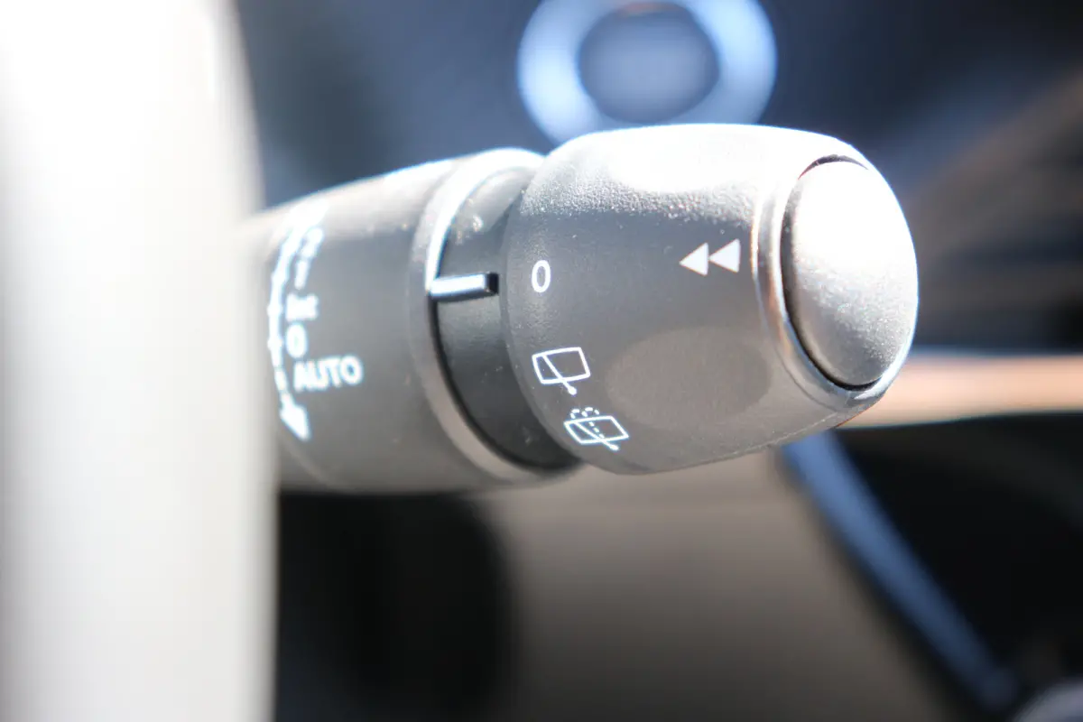 1.2 Hybrid 136 Allure | Navi | Keyless entry | Camera V+A | LMV | Ad. Cruise control | DAB |