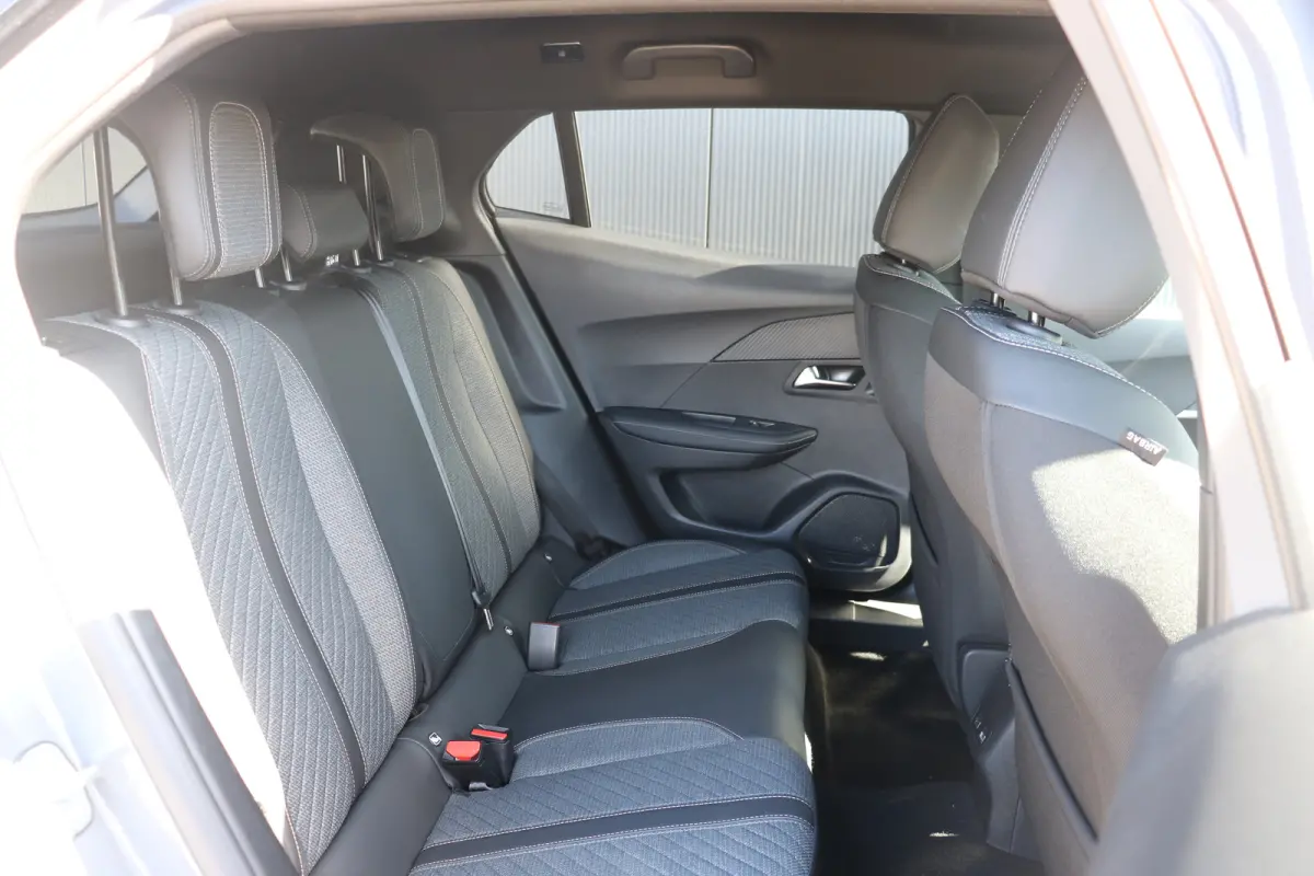 1.2 Hybrid 136 Allure | Navi | Keyless entry | Camera V+A | LMV | Ad. Cruise control | DAB |